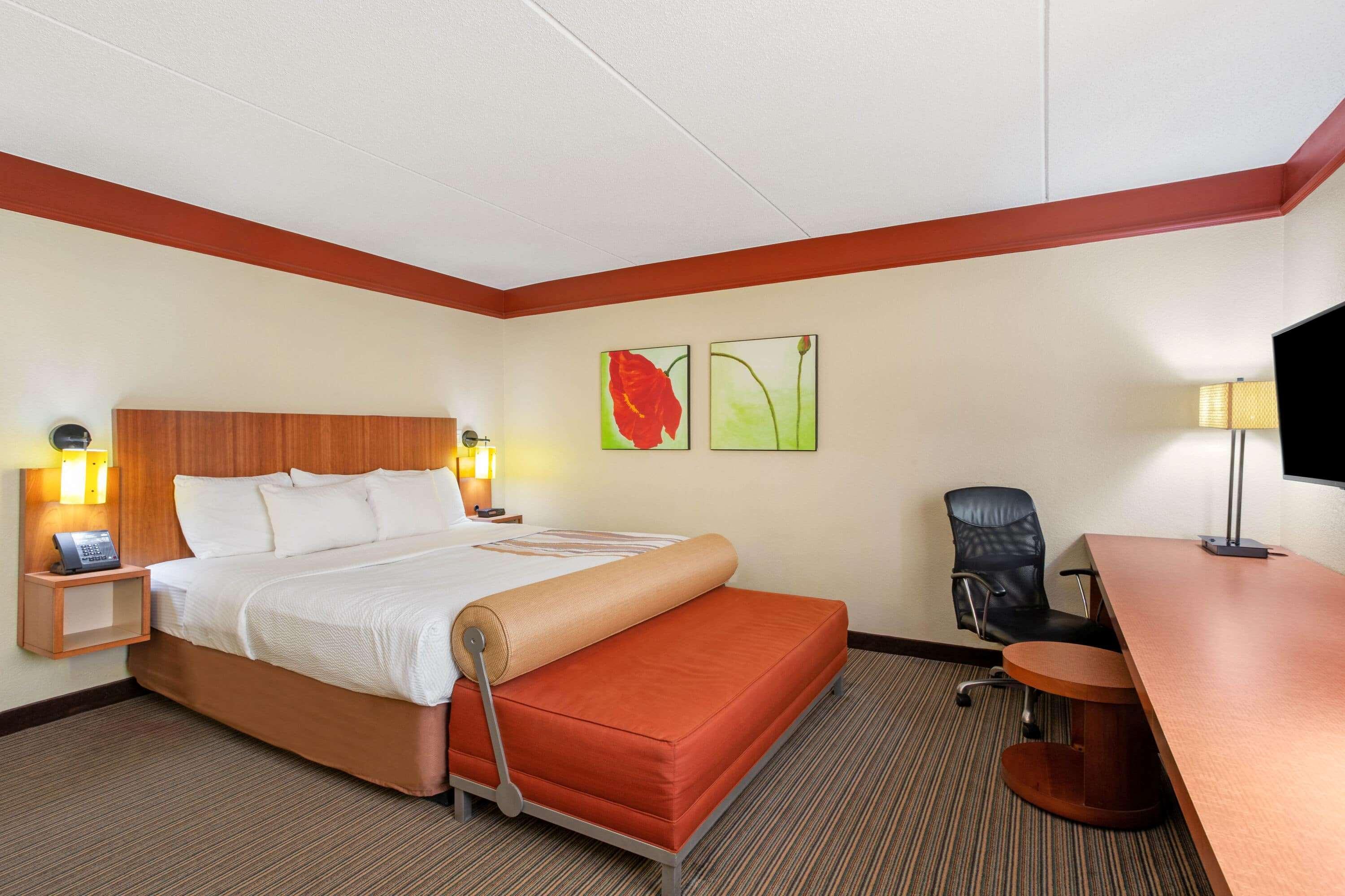 La Quinta By Wyndham Raleigh Cary Hotel Exterior foto