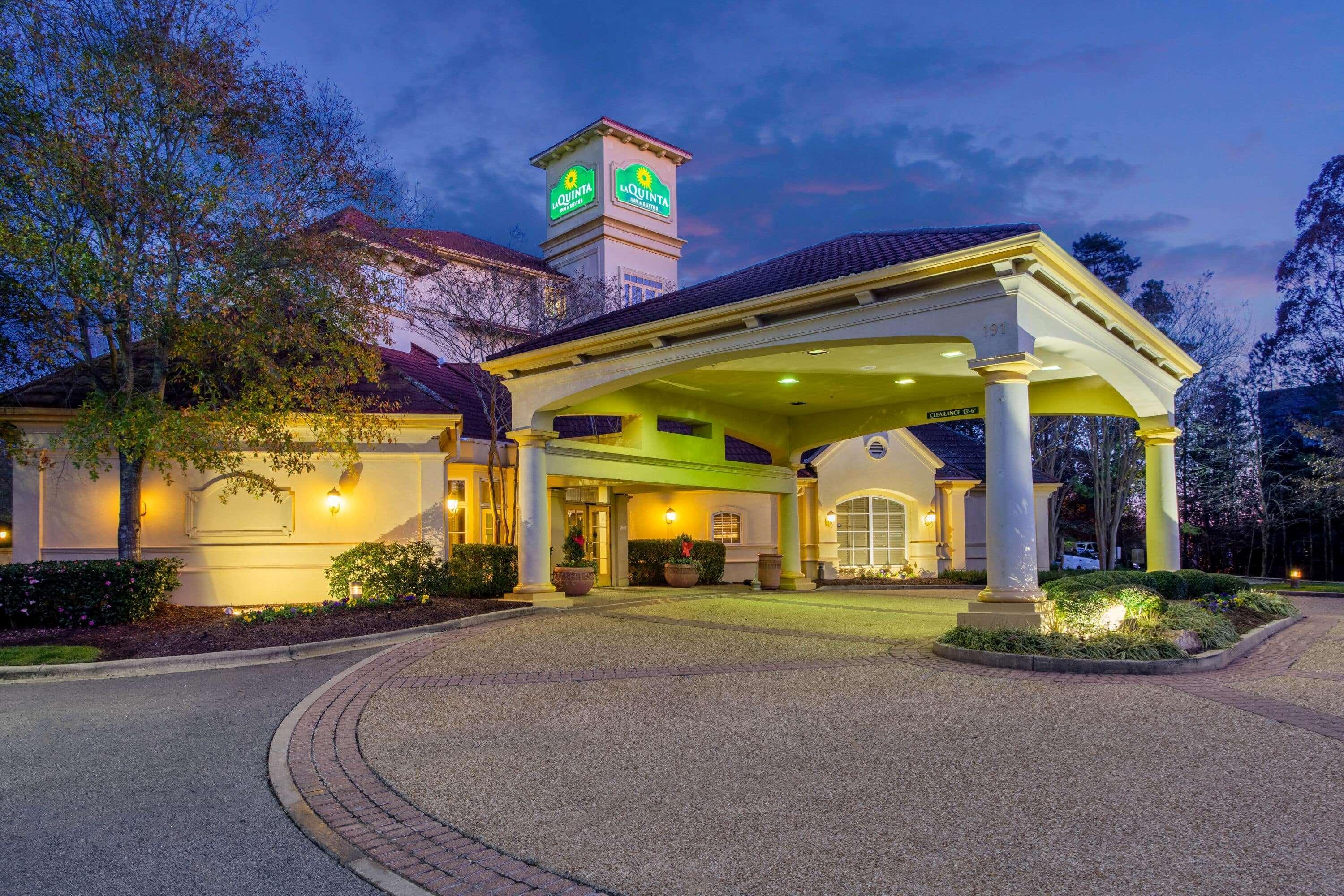 La Quinta By Wyndham Raleigh Cary Hotel Exterior foto