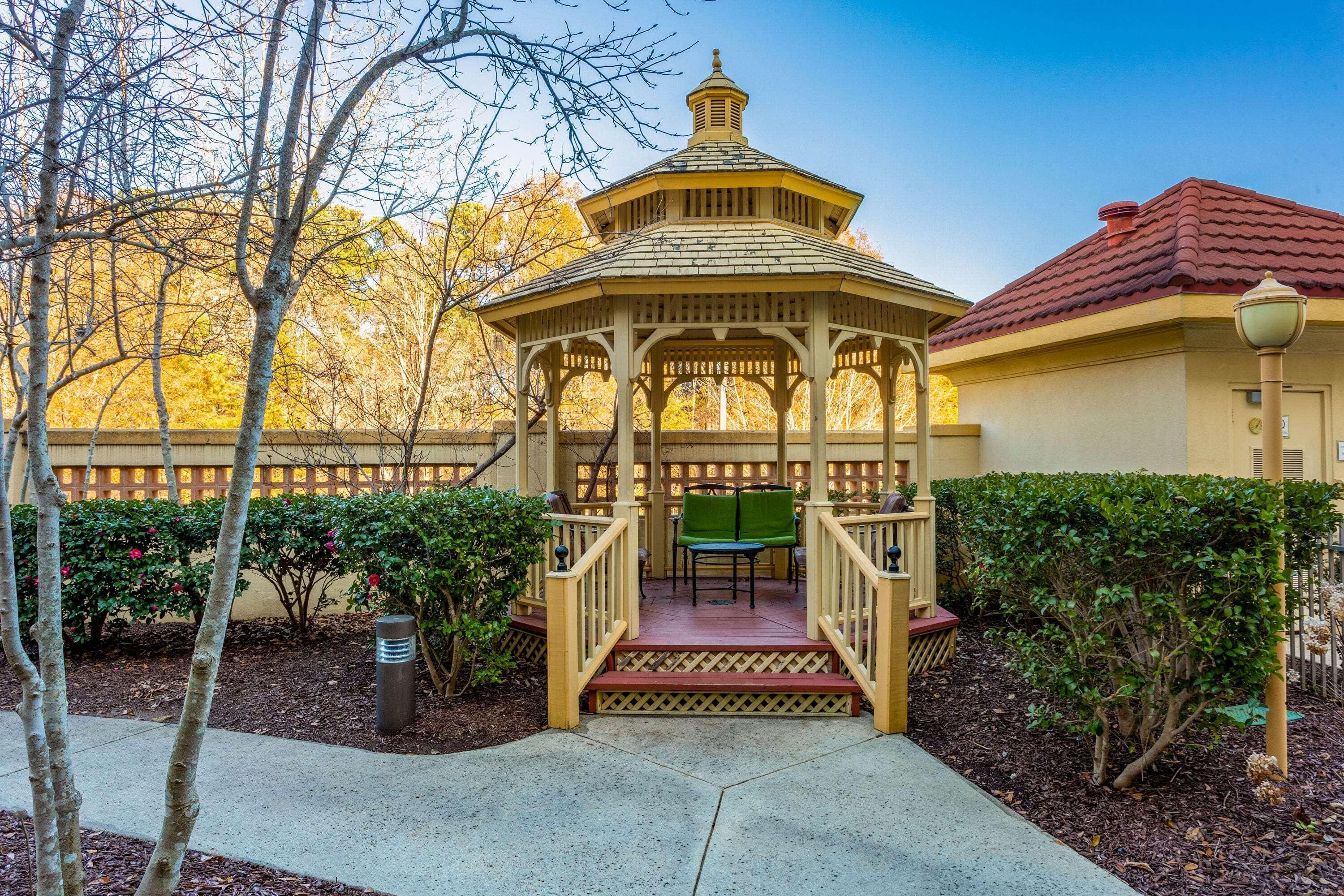 La Quinta By Wyndham Raleigh Cary Hotel Exterior foto